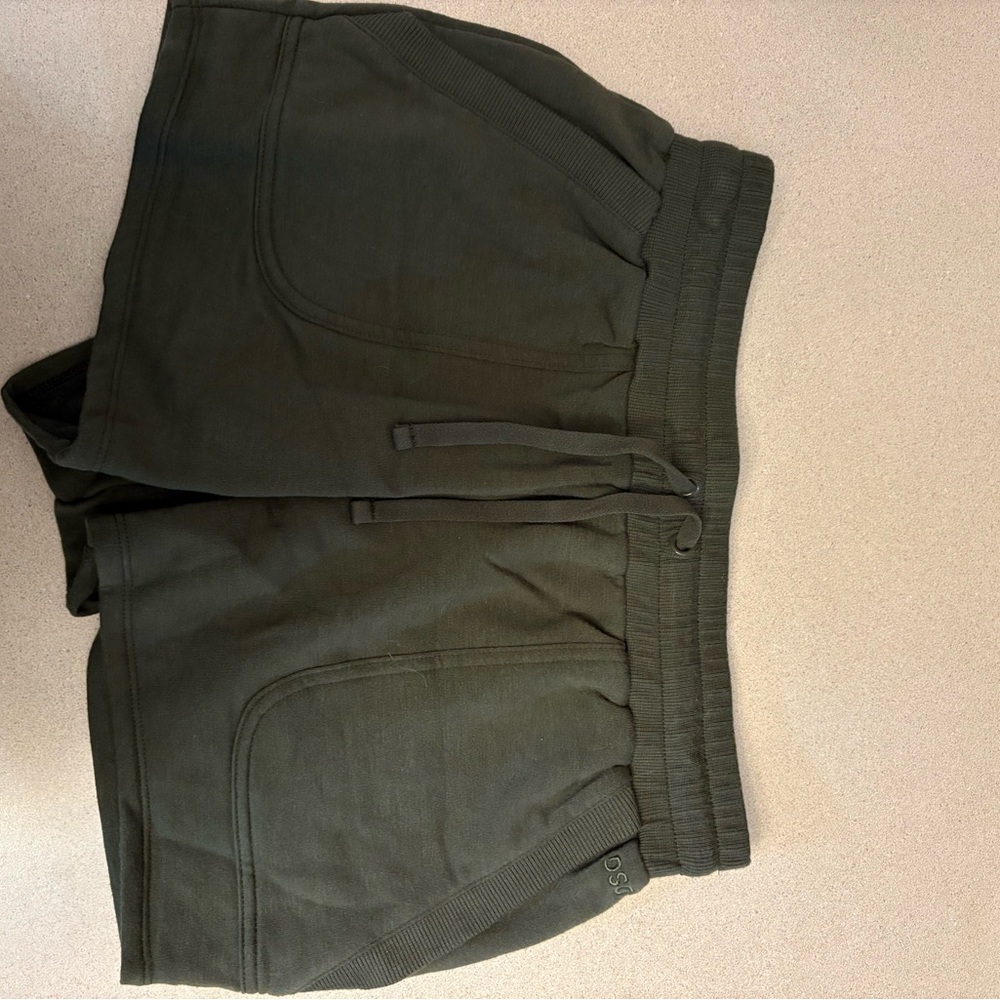 DSG Women's Dark Green Shorts